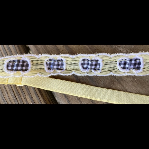 NWOT Yellow Lace Ribbon Bra - Picture 5 of 6
